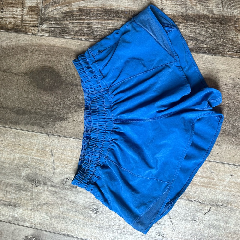 Lulu Hotty hot size 6 2.5